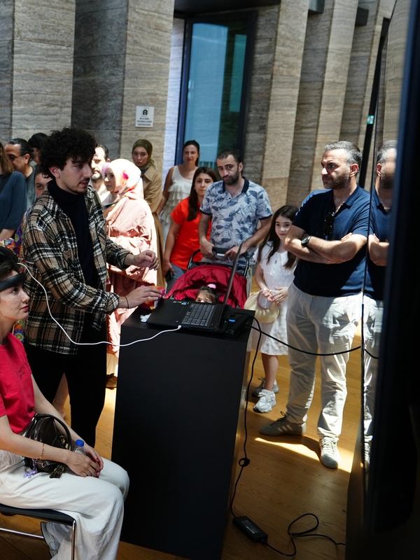 6. İstanbul Dijital Sanat Festivali Sanatseverlerden Yoğun İlgi Gördü