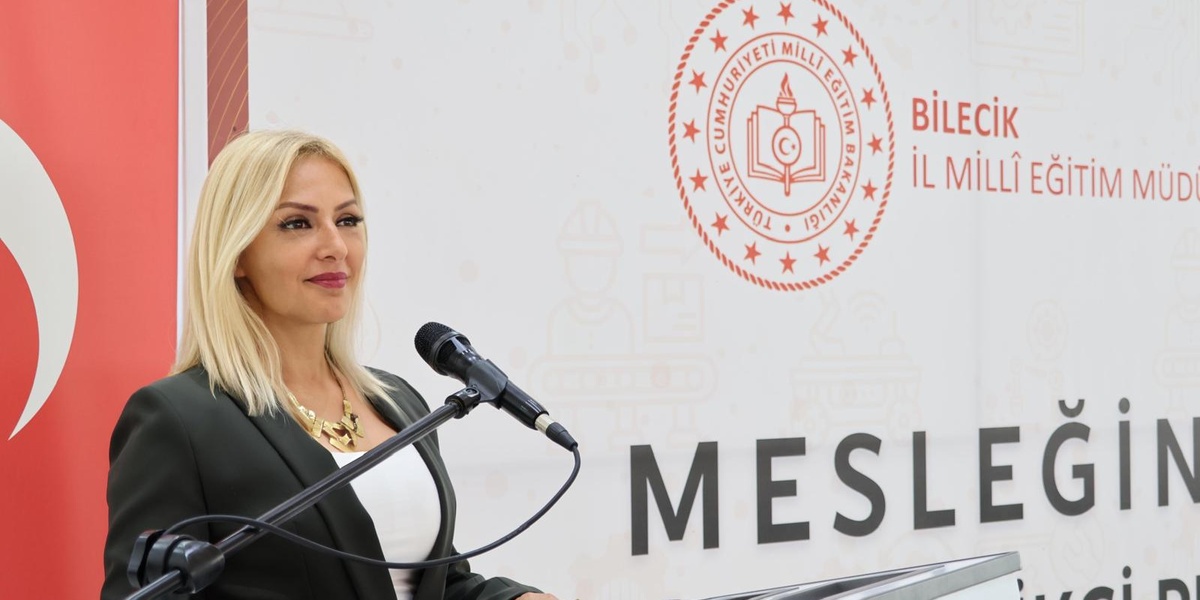 Gençler Teknoloji Odaklı Projeleriyle Mesleğin Yıldızları'nda Yarıştı